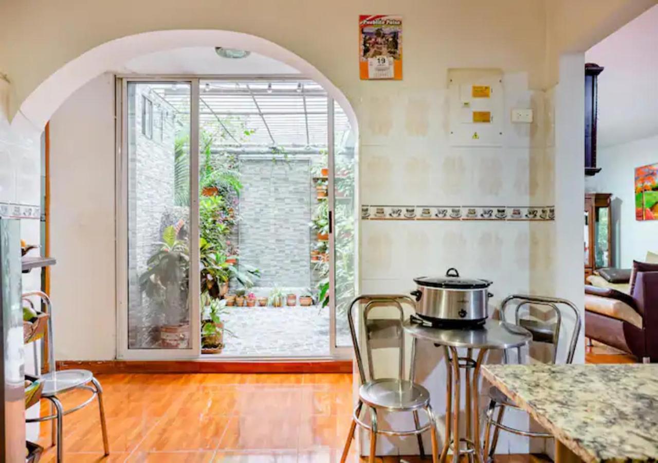 Noras Homestay Laureles 메딜린 외부 사진